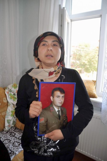 Şehit Uzaman Çavuşun Eşi: Bundan Sonra Acımı Kendi İçimde Yaşayacağım