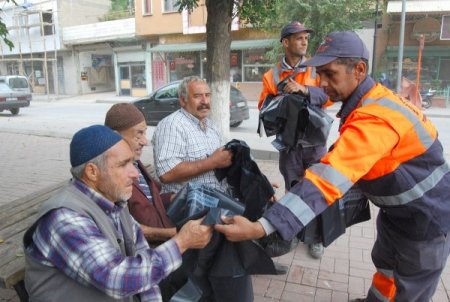 Şehitkamil Belediyesi 150 bin kurban poşeti dağıttı
