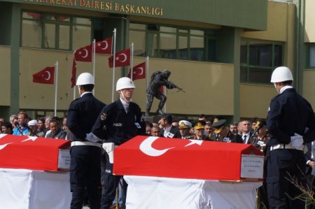 Şehitler için devletin zirvesi bir araya geldi