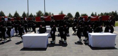 Şehitler Memleketlerine Uğurlandı