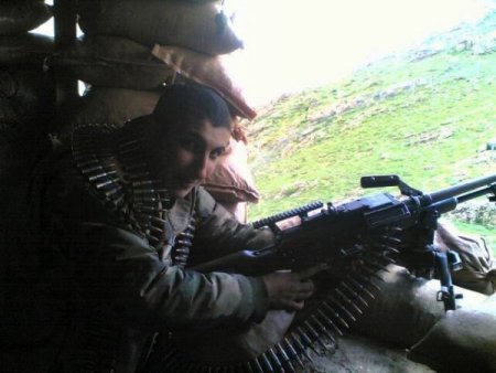 Şehitlik haberini askerler getirdi