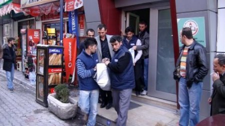 Şeker Komasına Giren Üniversite Öğrencisi Hayatını Kaybetti