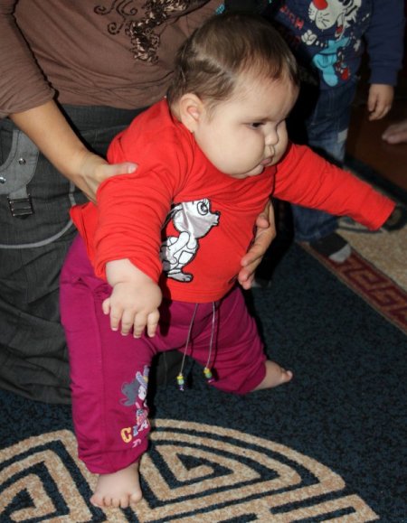 Sekiz ayda 15 kiloya ulaşan Melek'in ailesi yardım bekliyor