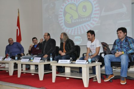 Seksenler dizisinin oyuncuları Balıkesir Üniversitesi'nin konuğu oldu