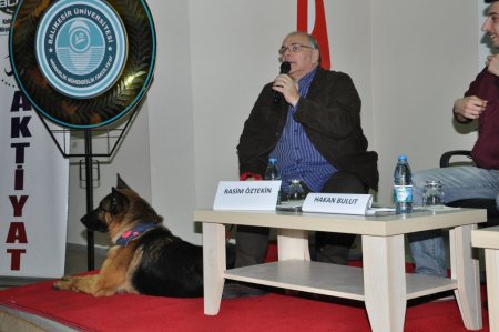Seksenler dizisinin oyuncuları Balıkesir Üniversitesi'nin konuğu oldu