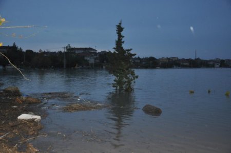 Sel felaketinin boyutu gün aydınlanınca ortaya çıktı