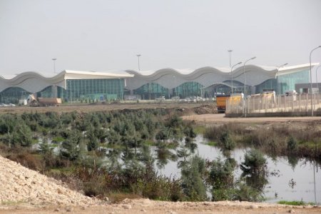 Sel suları Hatay Havaalanı'nı tehdit ediyor