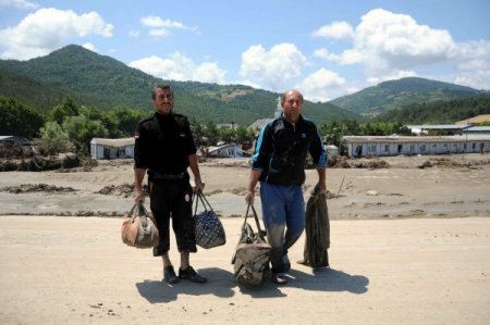 Sel Suları Samsun-sinop Eski Ve Yeni Yolun Köprülerini Yıktı