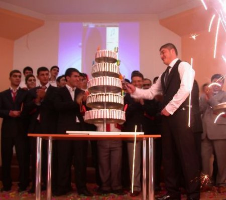 Selahaddin Eyyübi Koleji'nde Mezuniyet Coşkusu
