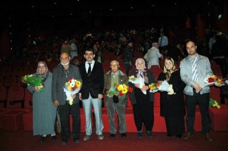 Selam filmi, çocukları Türk okullarında görev yapan aileleri ağlattı