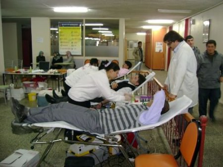 Selçuk Fen Dershanesi Öğretmen Ve Öğrencilerinden Kan Bağışı
