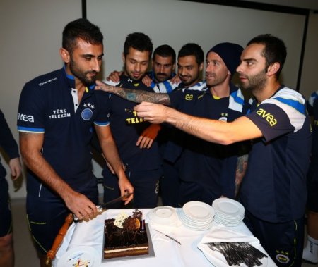 Selçuk ve Serkan’ın yeni yaşları kutlandı