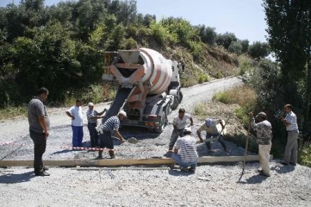Selçuk'ta Asfalt Çalışmaları Devam Ediyor