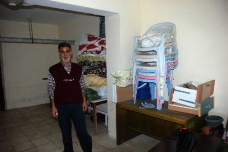 Selde Her Şeyini Kaybeden Kapıcıya 100 Lira Afet Yardımı Yapıldı
