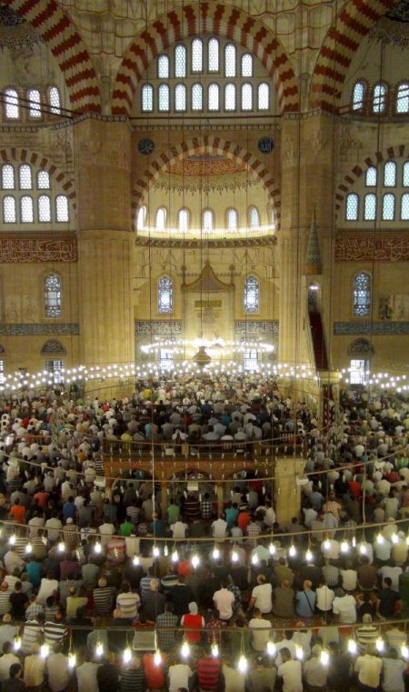 Selimiye Camii’nde Ramazan Bayramı Coşkusu