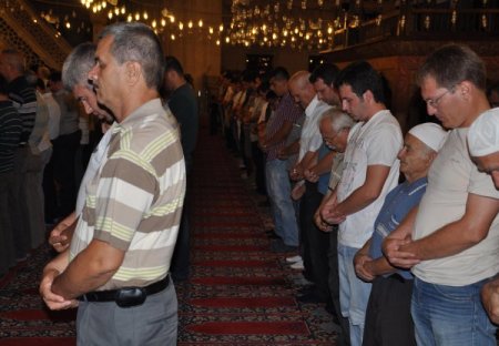 Selimiye’de Ramazan'ın İlk Teravih Namazı Kılındı