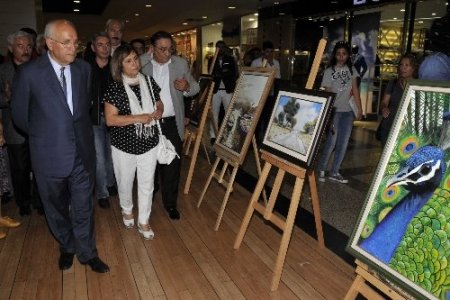 Selvi Kılıçdaroğlu, YENİMEK kursiyerlerinin sergi heyecanına ortak oldu