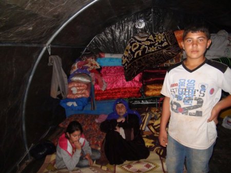 Selzedelere çadır yardımı yapıldı