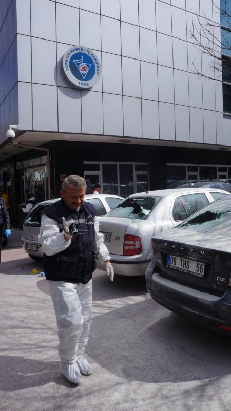 Sendika baskınında 5 kişi gözaltına alındı