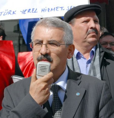 Sendika Üyeleri Başkan Çoban'ı Protesto Etti