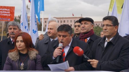 Sendikalardan Meclis önünde ‘bütçe’ protestosu