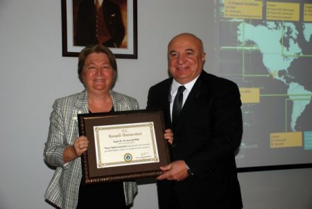 Şener: Fiziksel sermayemiz sıfır ancak bilgi ve sosyal sermayemiz çok güçlü