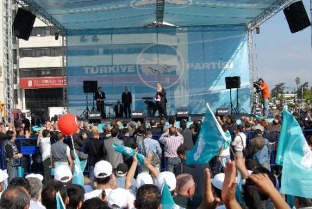 Şener Partisinin Samsun Mitingi'nde Konuştu: Postu Türkiye Sevdası İçin Terk Ettim