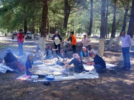 Senirkentliler İzmir Pikniğinde Buluştu