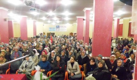 Şenlikoğlu: Müslüman olmak, Allah'a teslim olmak demektir