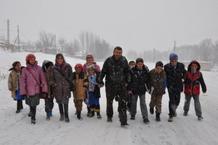 Şenovalı Öğrencilerin Başıboş Köpek Korkusu