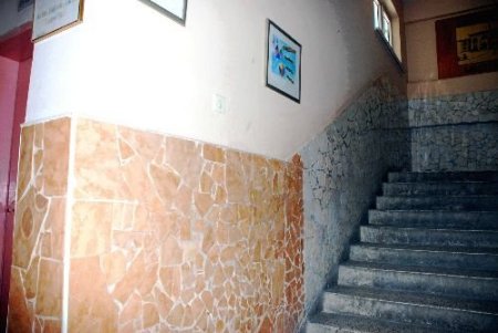 Seramik Atıklarını Okula Dekor Yaptılar