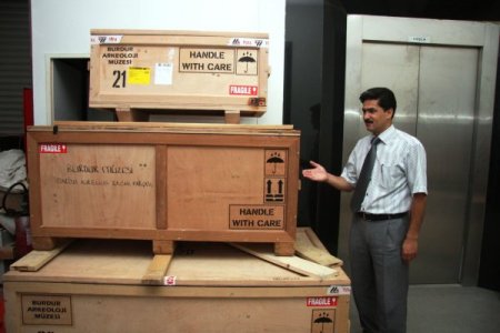 Sergilenmek İçin Belçika'ya Gönderilen Eserler Burdur Müzesi'ne Getirildi