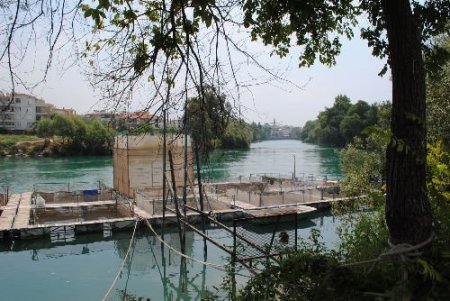 Serinlemek İçin Manavgat Irmağı'na Giren Genç Boğuldu