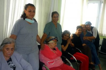 Sertifikalı Bakıcılar Yarın İşbaşı Yapıyor