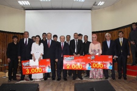 Ses yarışmasında kardeşlik kazandı