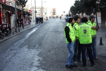 Sessiz Taksim'den 1 Mayıs manzaraları