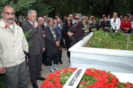Sevenleri Fazıl Hüsnü Dağlarca'yı Unutmadı