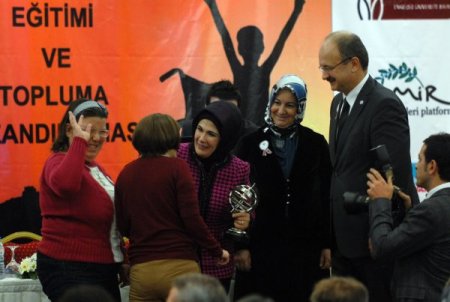 ‘Sevgi, kardeşlikle gönlümüzdeki ve zihnimizdeki engelleri kaldıracağız’