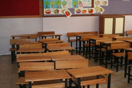 Sevilay öğretmen, veli sözleşmesi imzalanırken bıçaklanmış