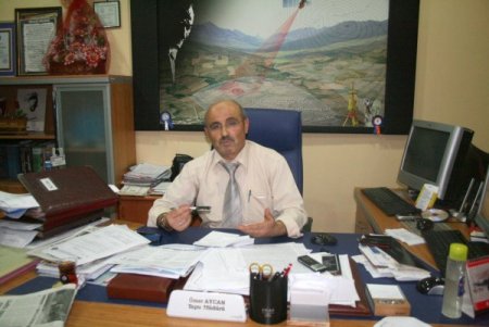 Sevilen müdür için veda programı düzenlendi