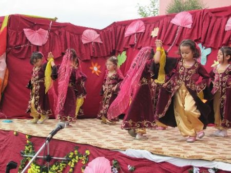 Seydişehir Seyfettin Dokumacı Koleji'nden Mezuniyet Programı