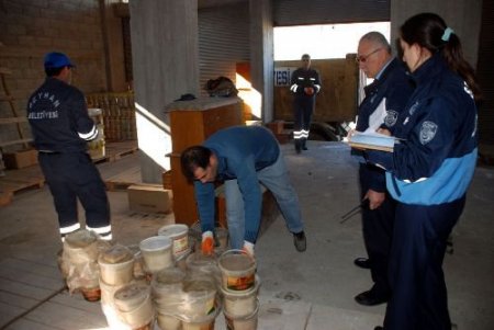 Seyhan Belediyesi, Kullanım Tarihi Geçmiş Gıdalara El Koydu