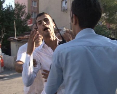 Seyir Halindeki Otomobil Alev Alev Yandı