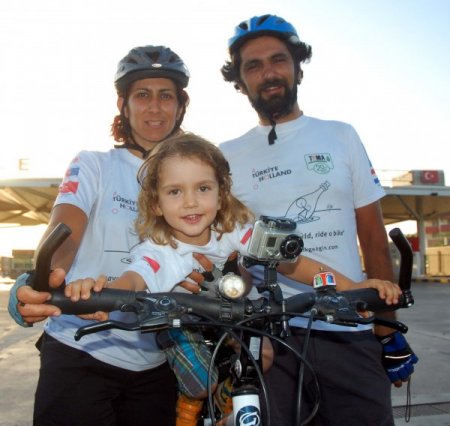 Seyyah Aile Türkiye’ye Giriş Yaptı