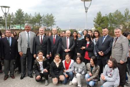 'Seyyah Bizim İller Projesi' ile 7 bin 500 genç gezecek