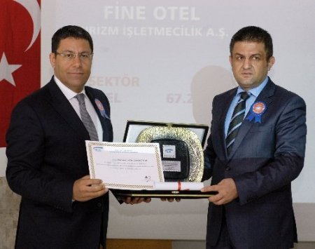 SGK, en yüksek pirim ödeyen ve borcu olmayan işverenleri ödüllendirdi