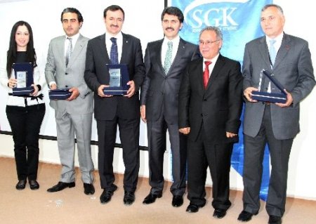 SGK, primini gününde ödeyen ve borcu olmayan 10 şirketi ödüllendirdi