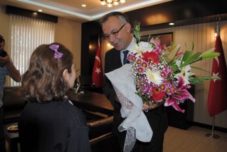 Shçek'in Çocuk Evleri Projesi Kapsamında Manavgat'ta 2 Çocuk Evi Açıldı