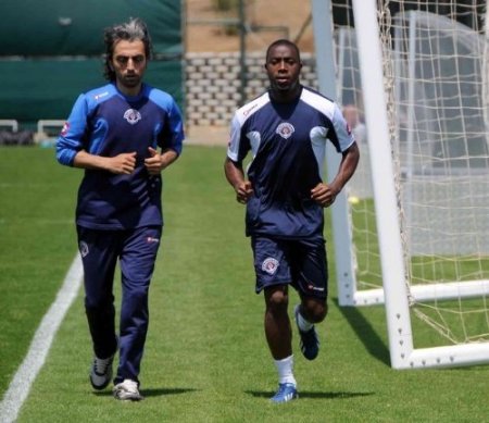 Shota Arveladze: Hedeflerimiz için kazanmamız lazım