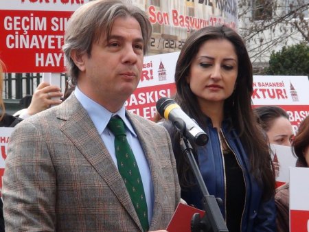 Şiddet mağduru kadıları anıldı